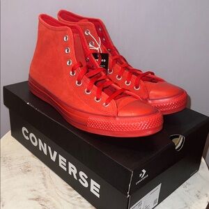 CONVERSE CHUCK TAYLOR ALL STAR SUEDE HIGH TOP RED